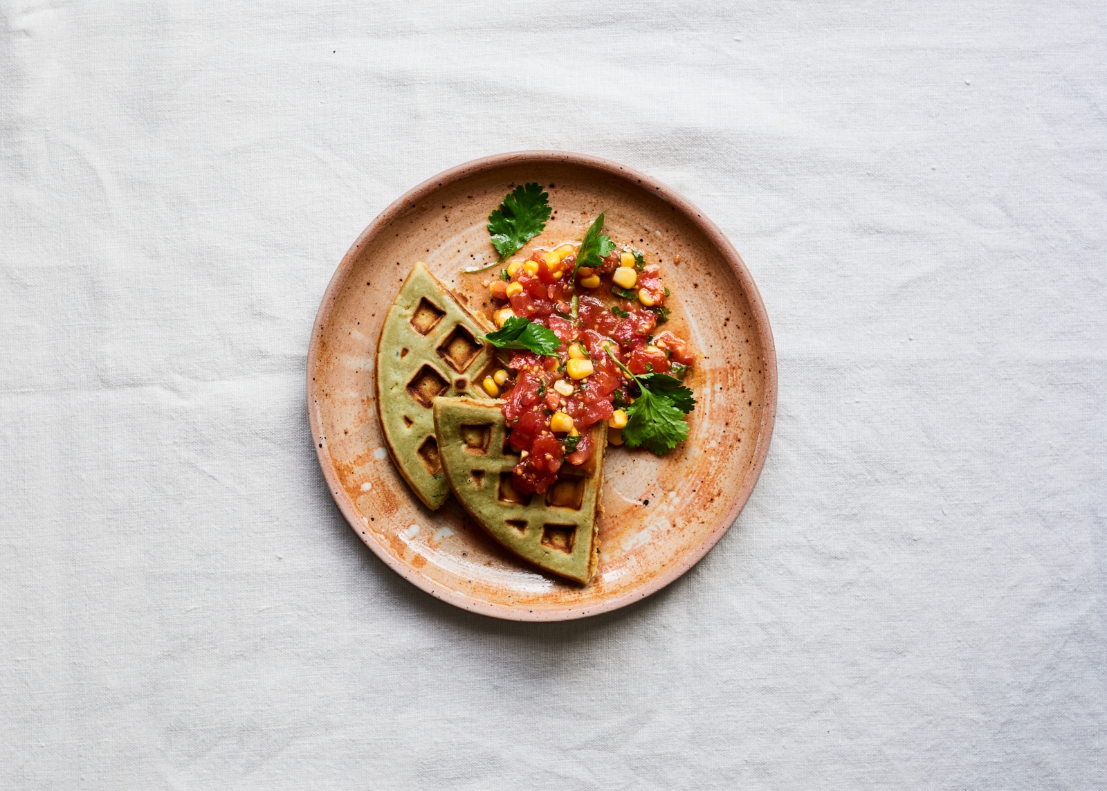 Savoury waffles with salsa