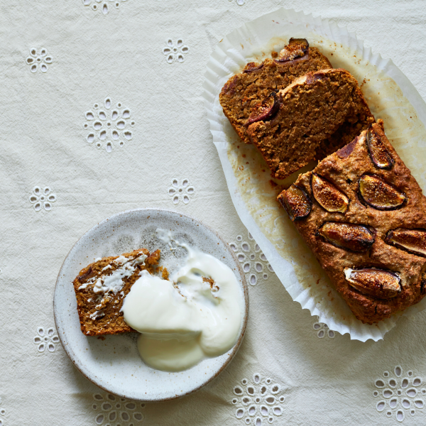 Fig loaf cake