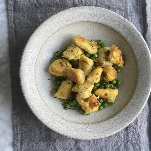 Herby Gnocchi and Peas