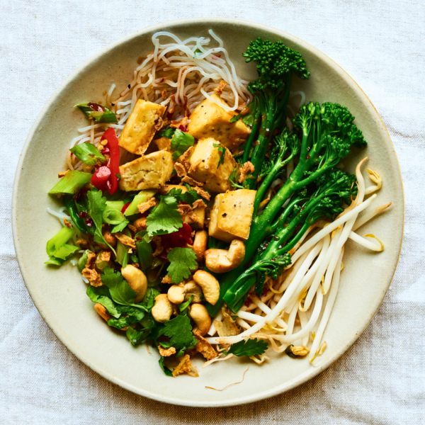 Broccoli Pad Thai with Chicken