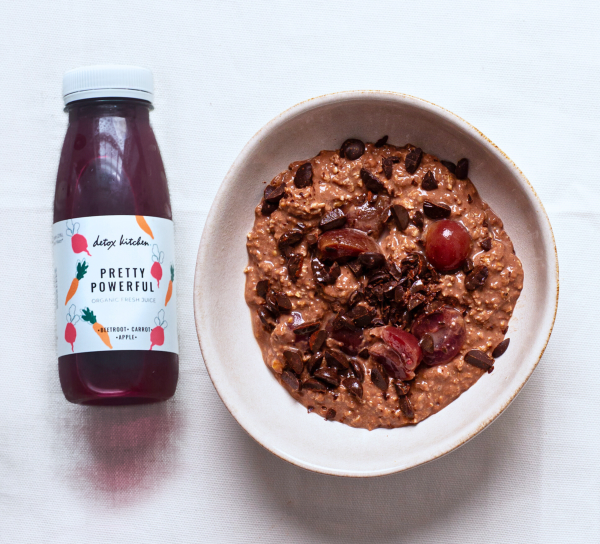 Breakfast Bundle Overnight Oats with Cacao and Cherry, Plus a Cold-Pressed Juice