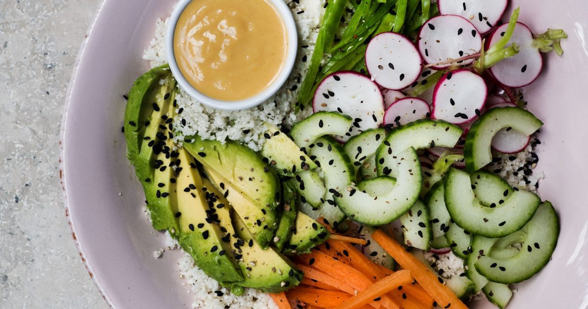 Buddha bowl with tahini dressing recipe | Detox Kitchen